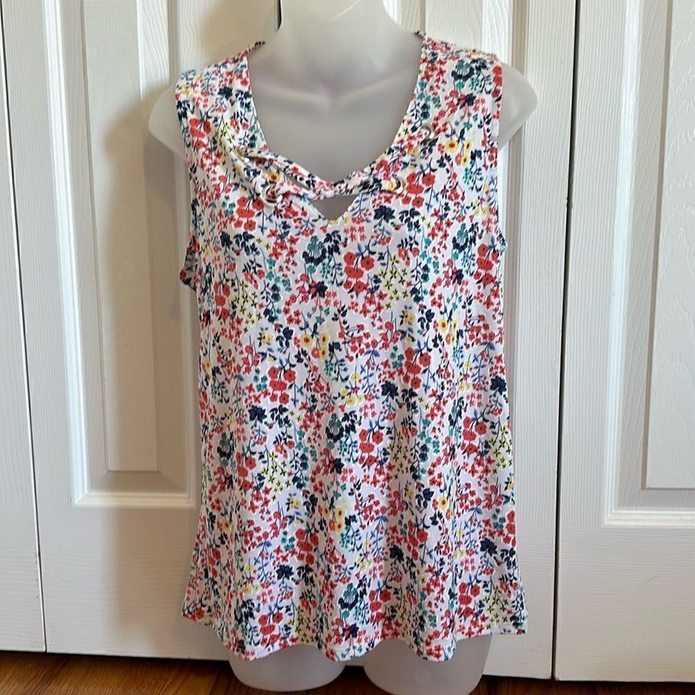 Espresso White floral tank sleeveless top Easter spring Summer Small S NWT